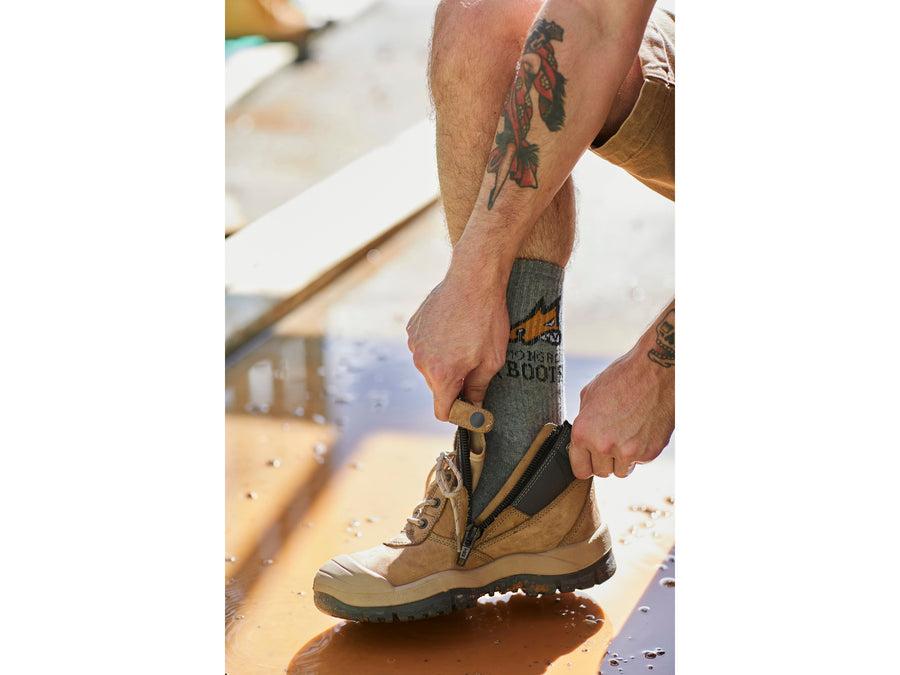 Mongrel 461 Side Zip Safety Boots W/Scuff Cap - STONE